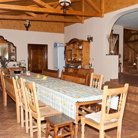 Casa Lidia Hotell Lepşa Exteriör bild
