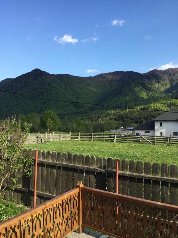 Casa Lidia Hotell Lepşa Exteriör bild