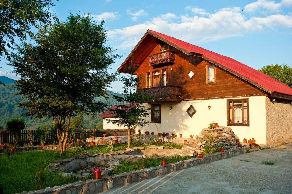 Casa Lidia Hotell Lepşa Exteriör bild