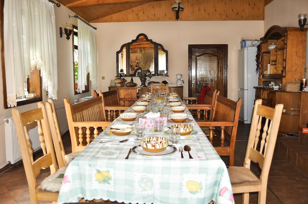 Casa Lidia Hotell Lepşa Exteriör bild