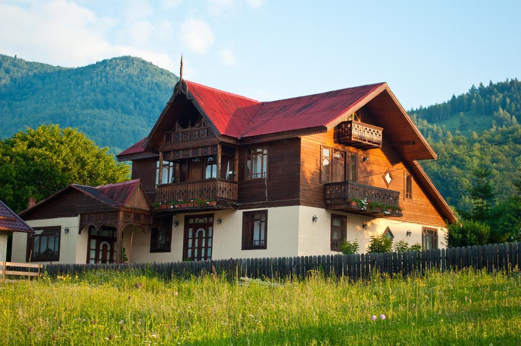 Casa Lidia Hotell Lepşa Exteriör bild